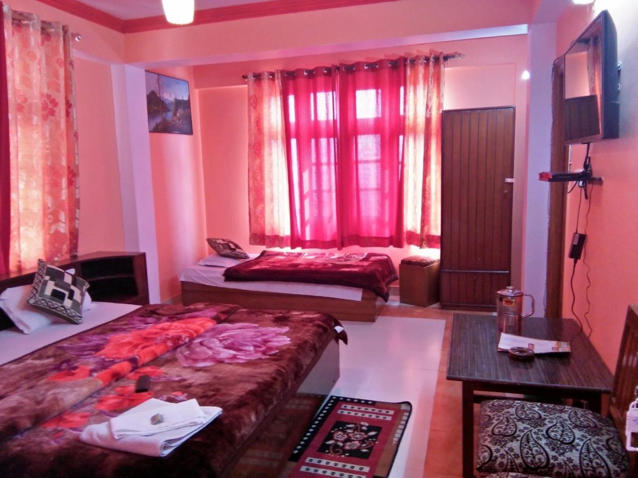 Hotel Rock Stone Mussoorie Exterior foto