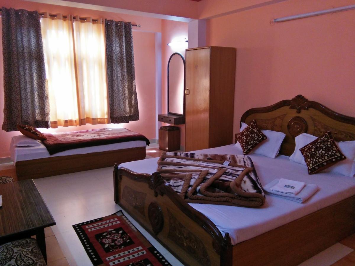 Hotel Rock Stone Mussoorie Exterior foto